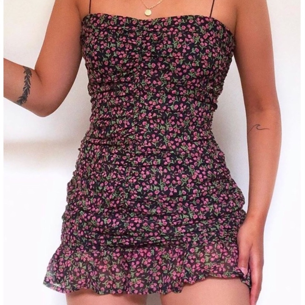 FASHION NOVA ROSEY AFFECTION FLORAL DRESS - Picture 2 of 7
